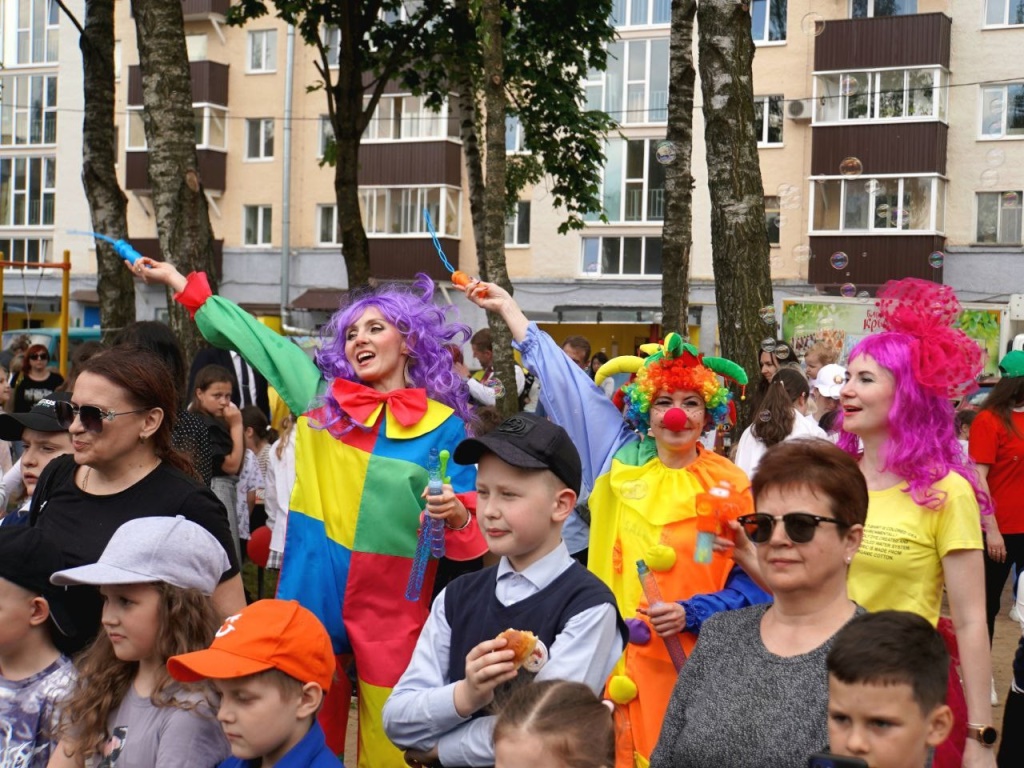 Районное мероприятие «Мой двор - моя инициатива, моя ответственность» в  честь открытия новой современной детской площадки - Новости учреждения -  Детский сад № 64 г. Могилева